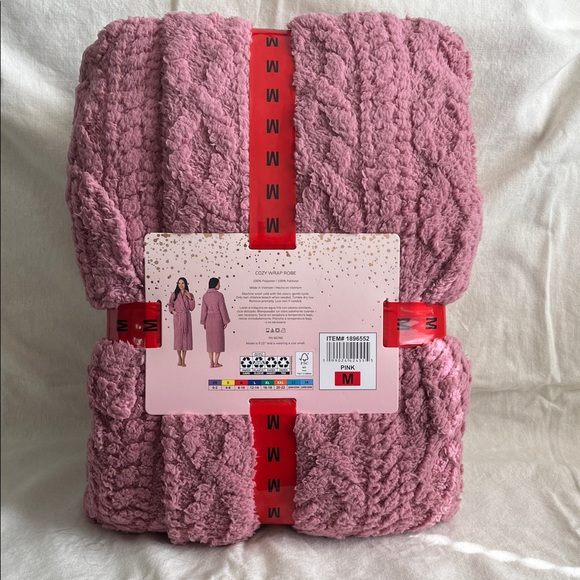 Room Service Robe - Picture 4 of 5